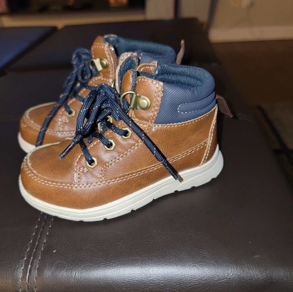 Boots - Picture 2 of 4